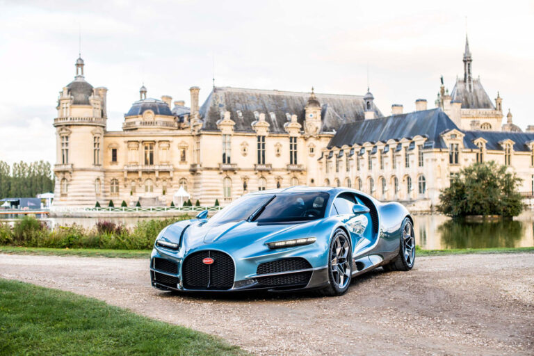 2026 Bugatti Tourbillon kaina, specifikacijos ir nuotraukos