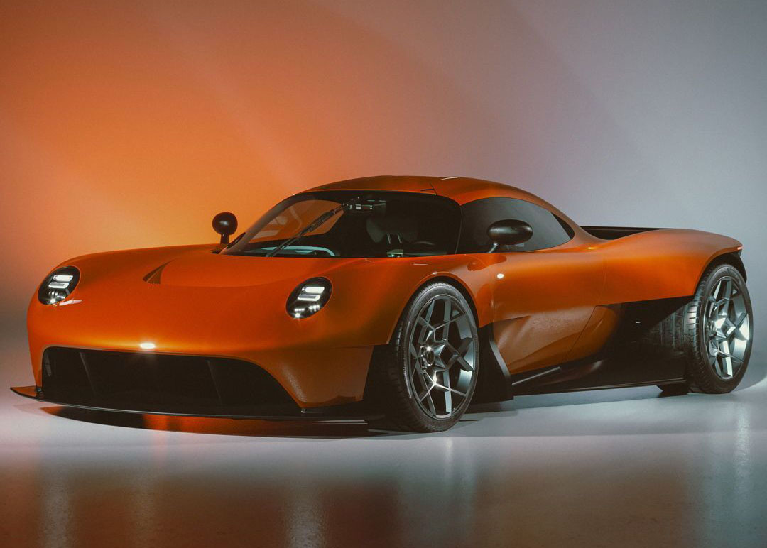 Naująjį „Oilstainlab HF-11“ superautomobilį pagamino „Maniakai“