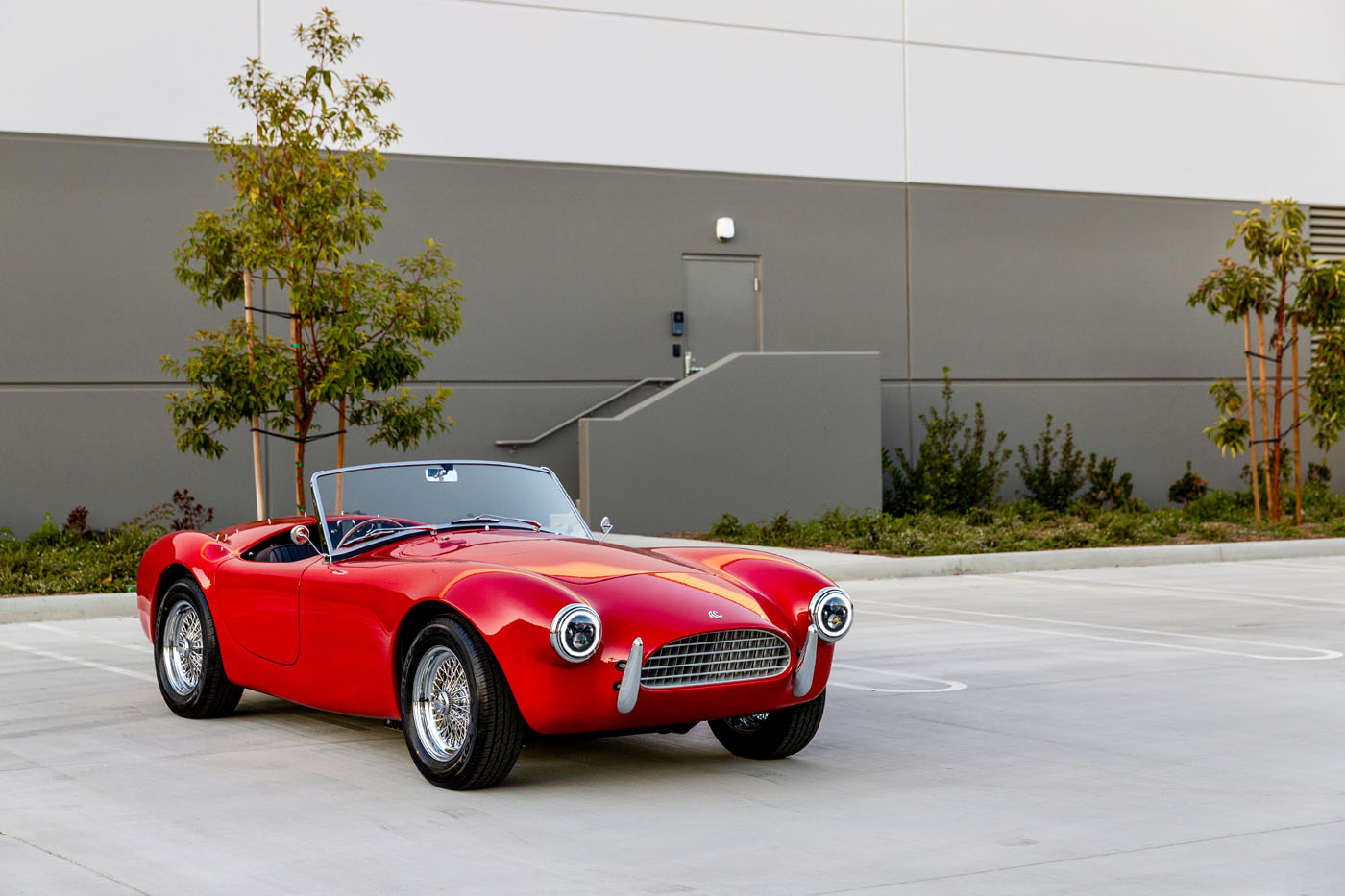 AC Cars pristato naują 1 iš 49 Ace Classic Electric