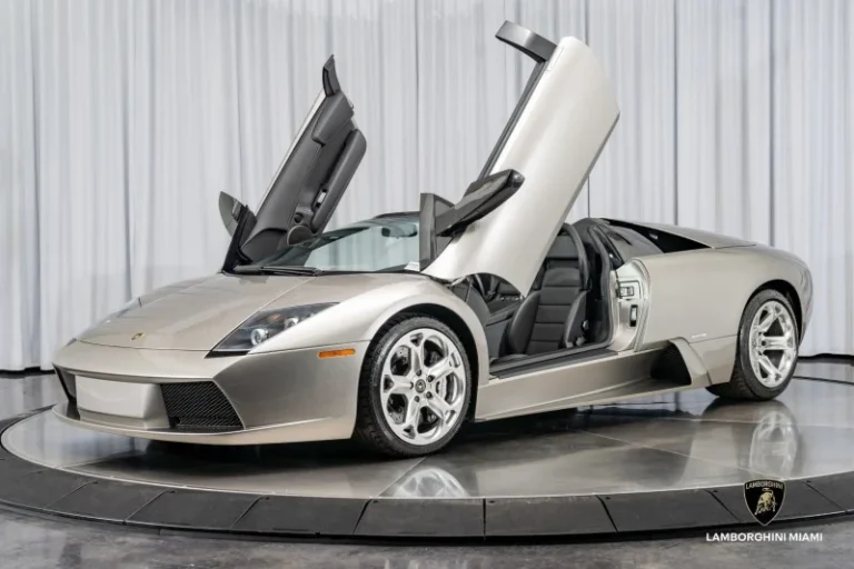 Šiandien parduodami geriausi Lamborghini Murcielagos
