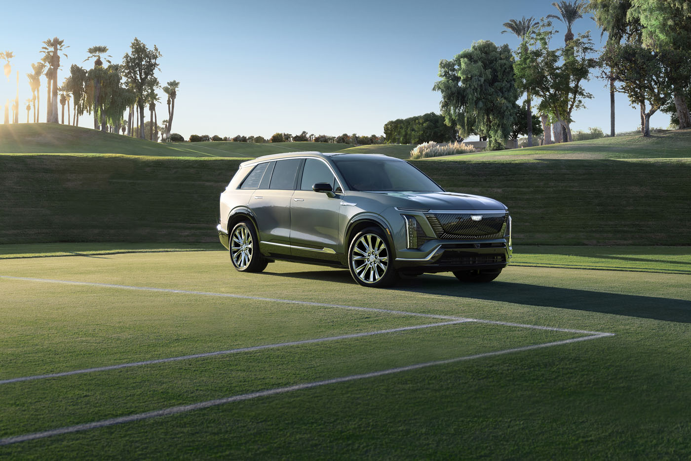 „Cadillac“ pristato naująjį 2026 m. „Vistiq Luxury EV“.