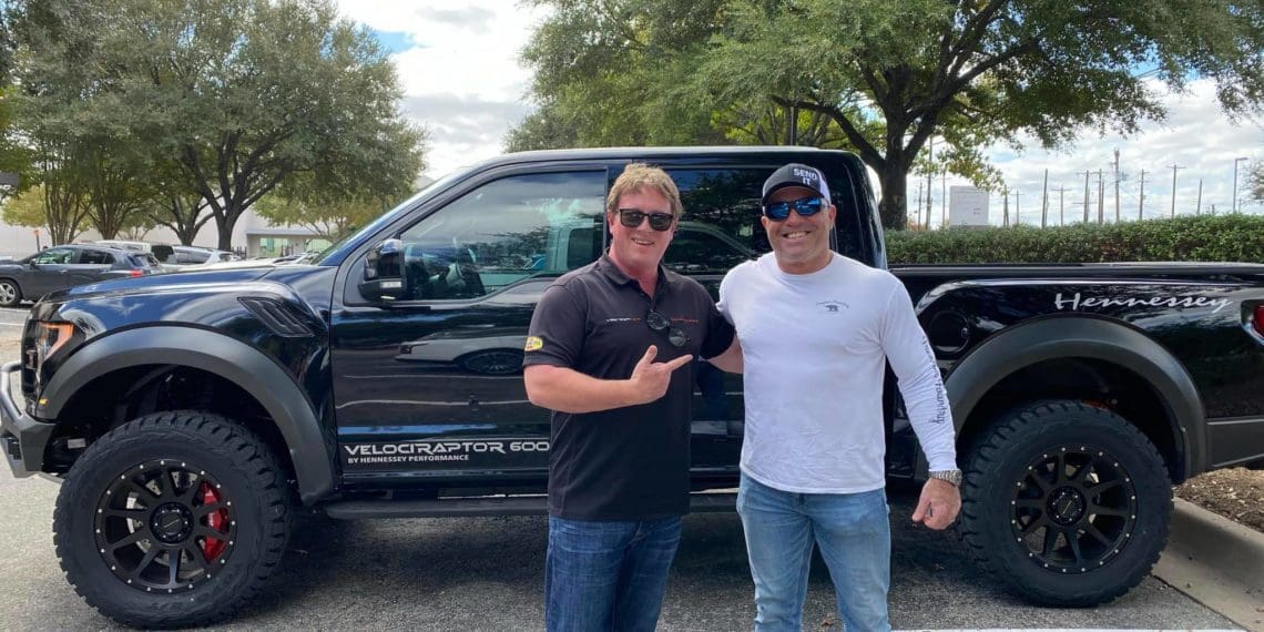 Joe Rogano automobilių kolekcija yra individualių automobilių mylėtojo svajonė