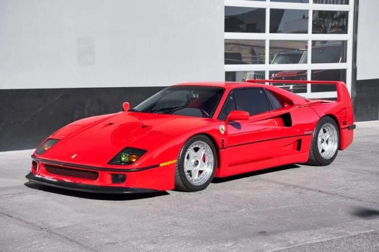 Išskirtinis 1991 m. Ferrari F40 parduodamas