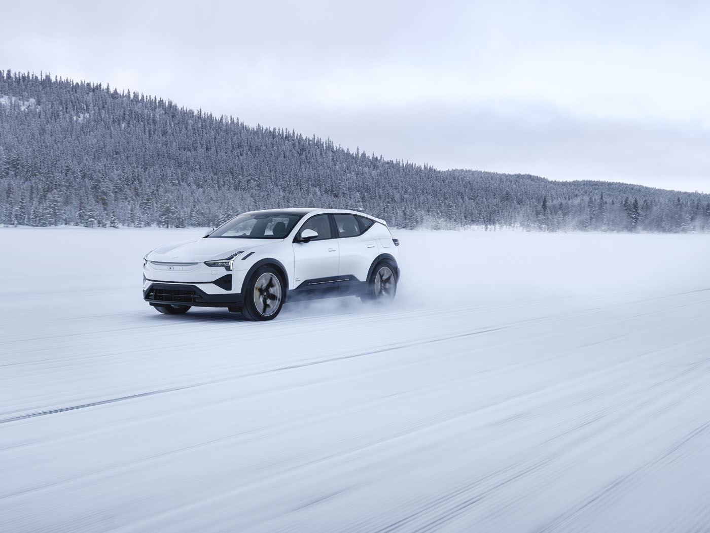 „Polestar 3“ laimėjo „El Prix 2025“ žiemos nuotolio testą
