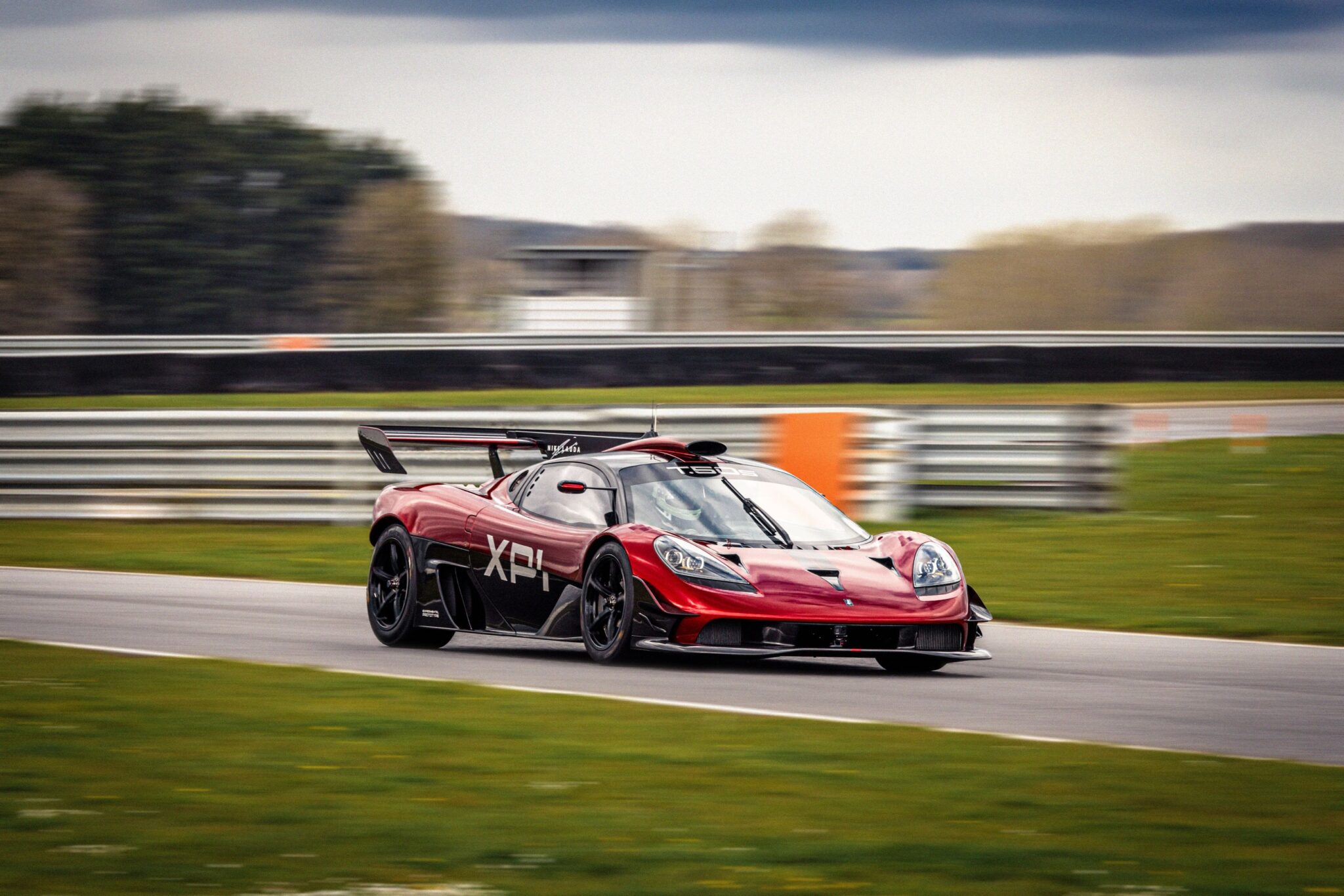 „Gordon Murray Automotive“ skelbia naują specialiųjų transporto priemonių skyrių