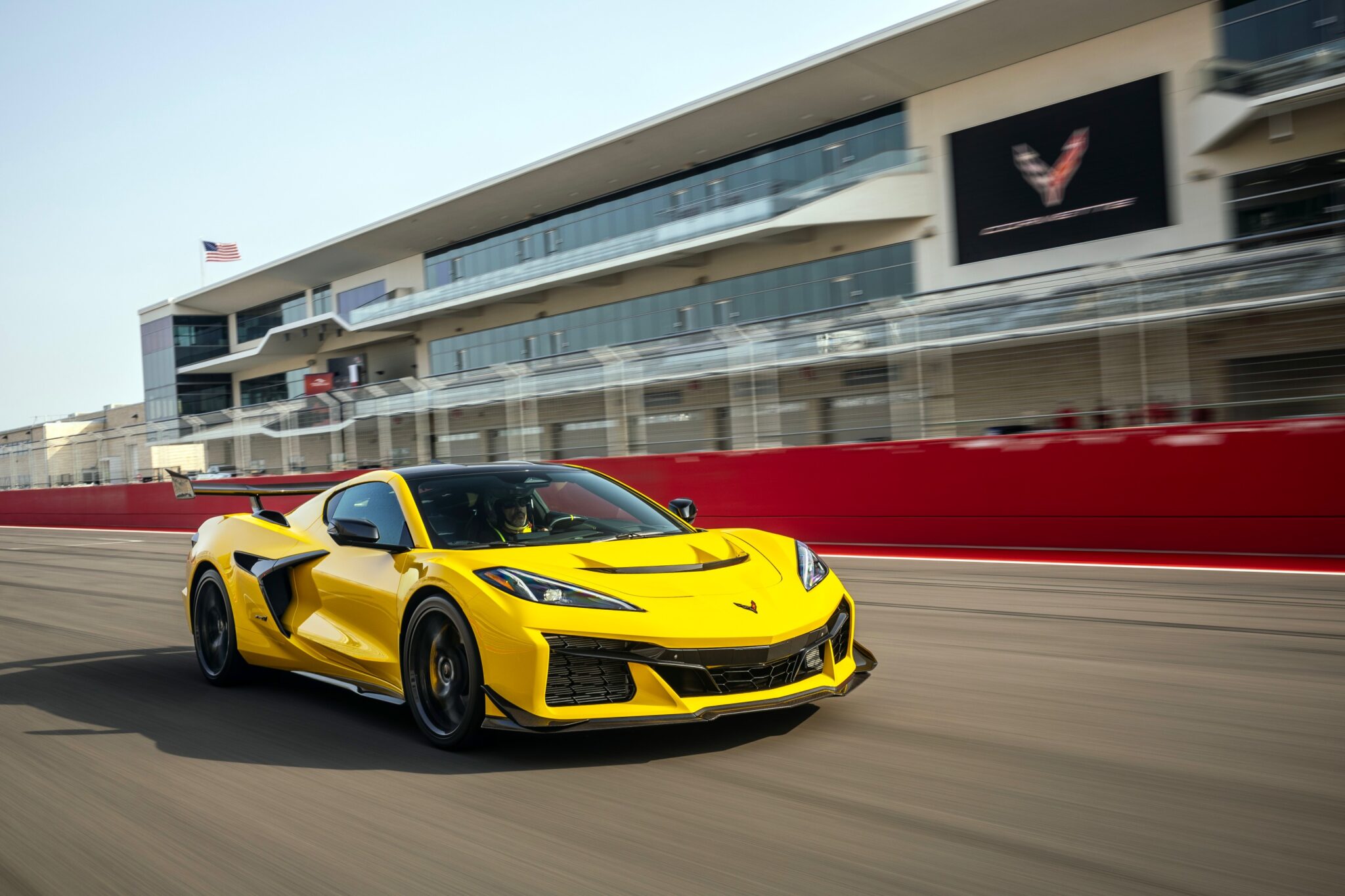 „Corvette Zr1“ įrodo, kad 1000 AG nereikia septynių skaičių kainos